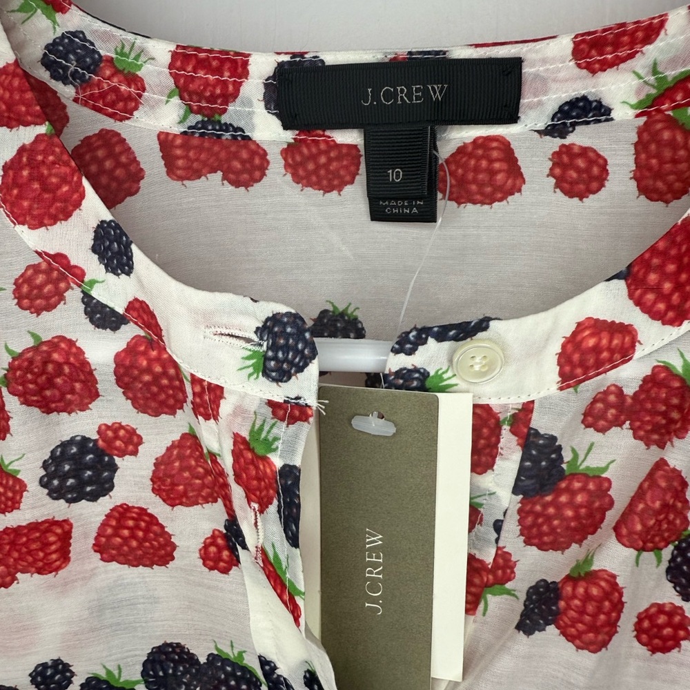 New NWT J.Crew Berry print popover shirt size 10 - Picture 3 of 5